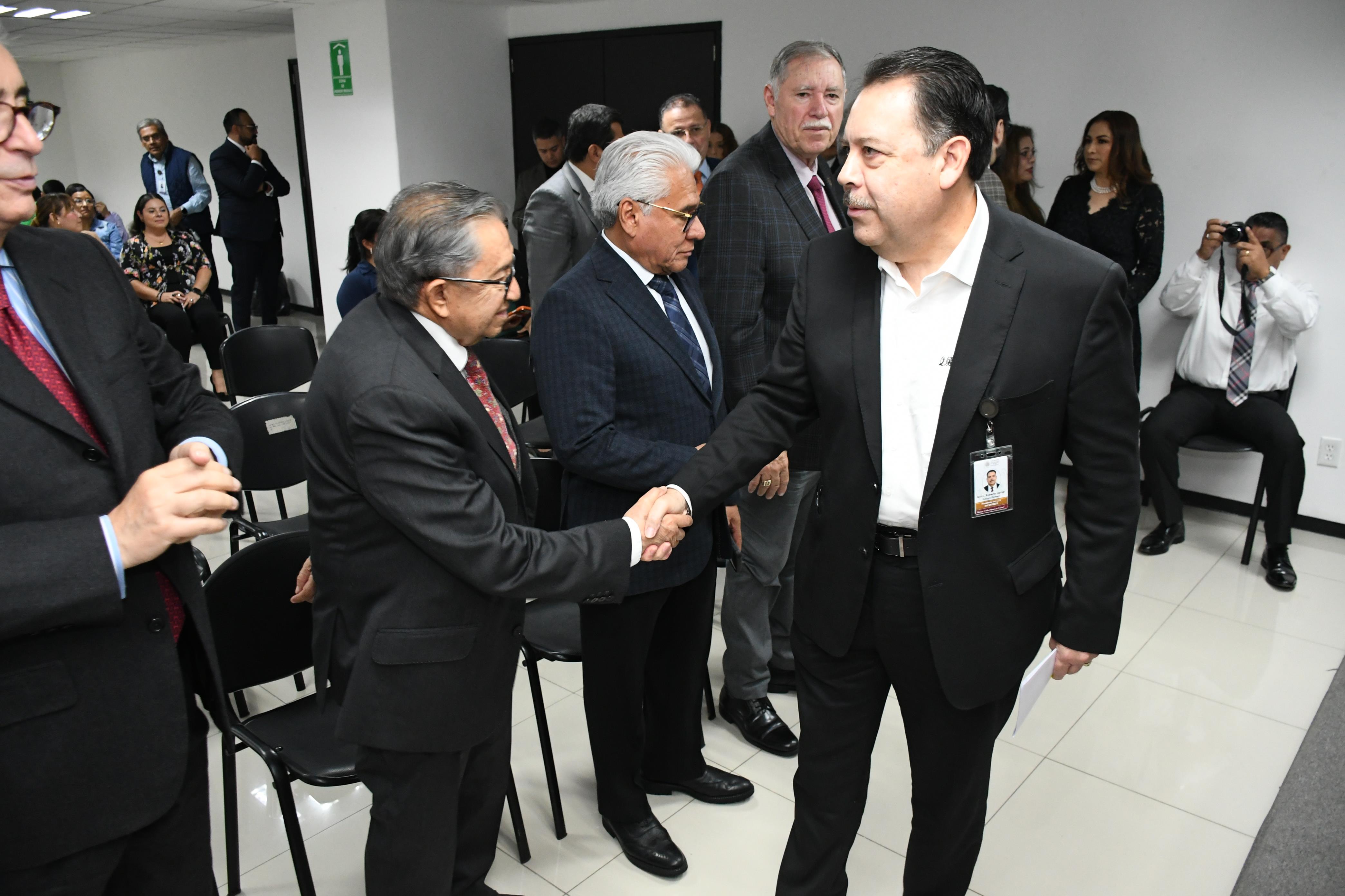 Inauguración de la Unidad Móvil de SuperISSSTE en el Tribunal Federal de Conciliación y Arbitraje